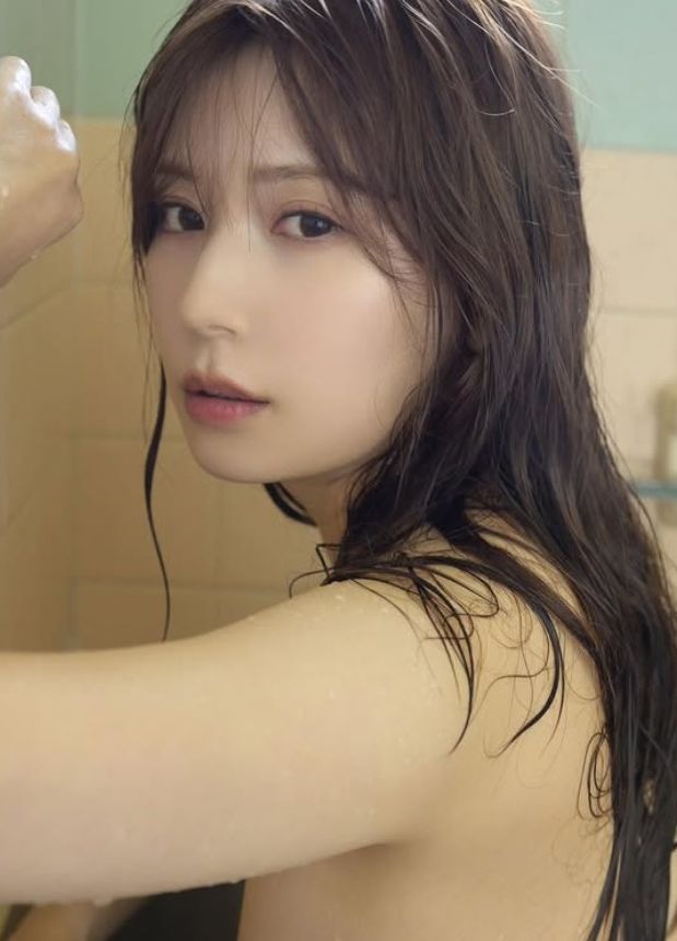 明里紬